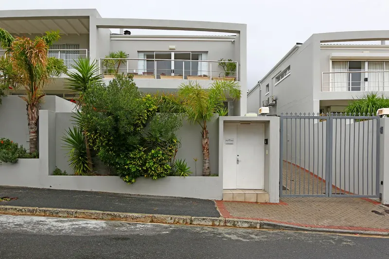 Aqua Steps in Camps Bay – photo 13