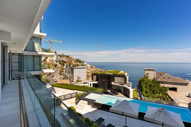 Aurum 302 in Bantry Bay – photo 20
