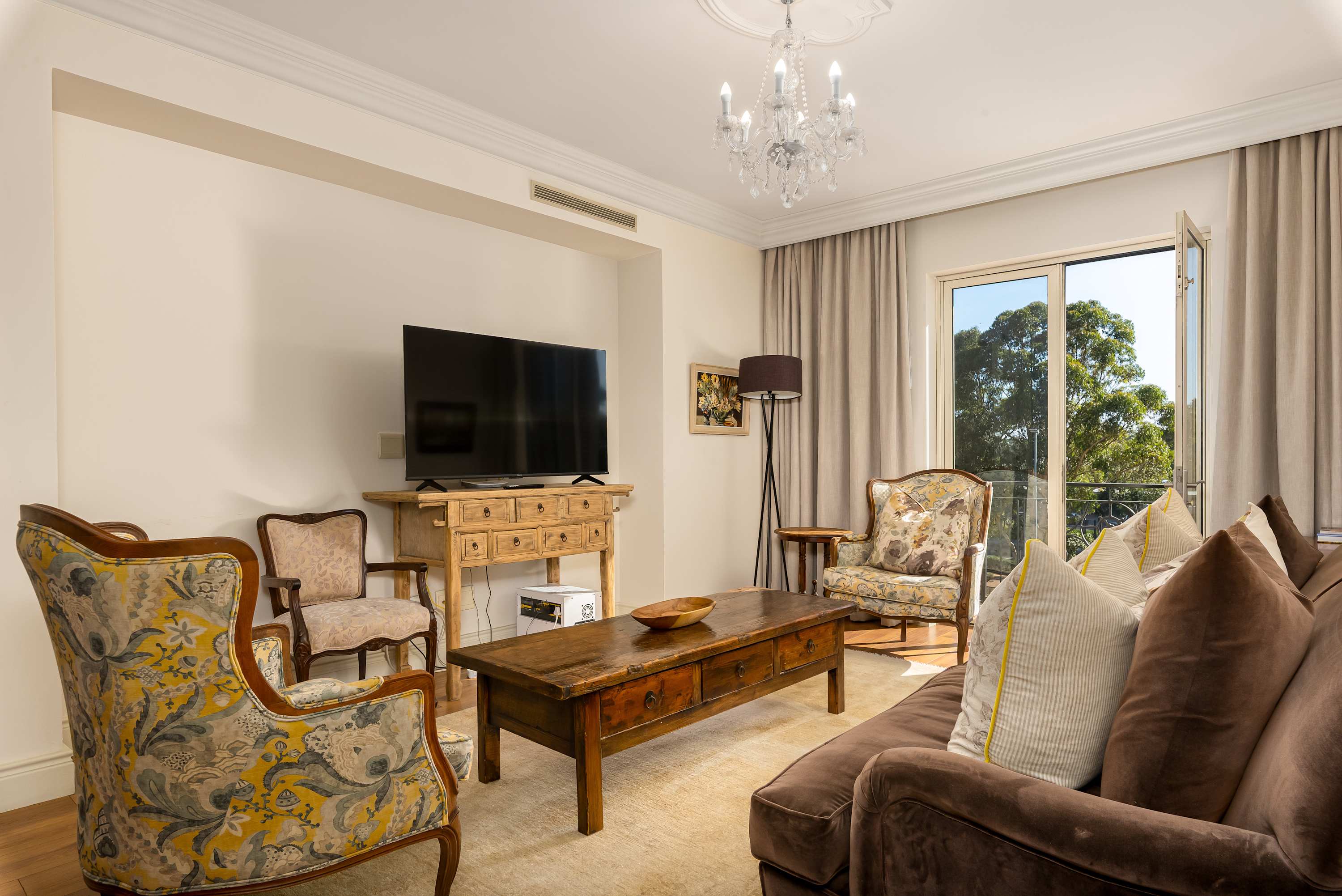 property_18736d11-ddfb-49c3-b922-7170c2b75714_3
