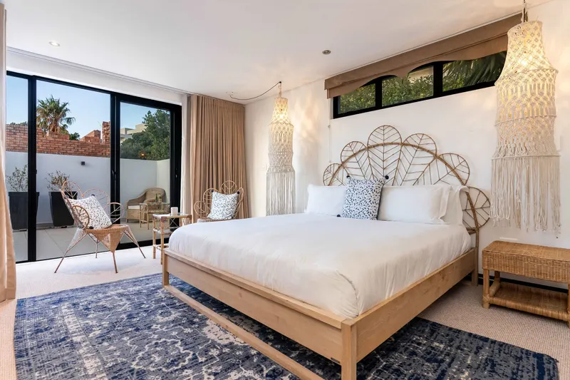 Cape House in Camps Bay – photo 32