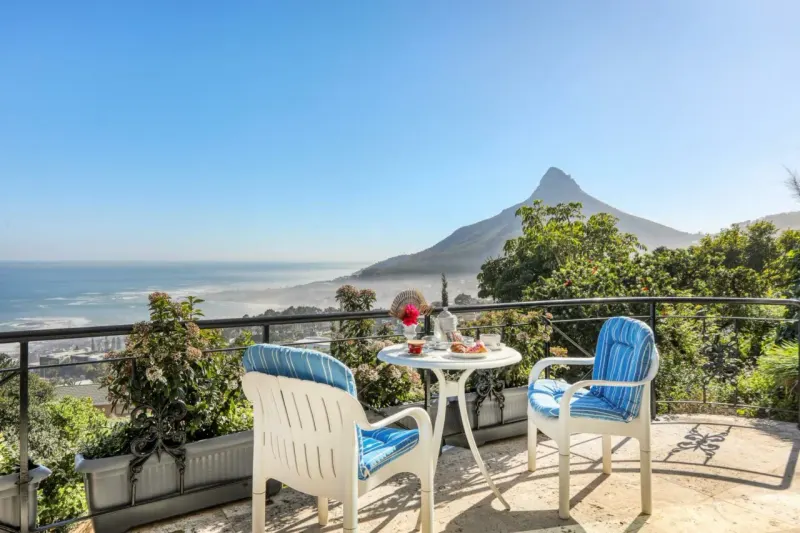 Ocean View Oasis - Camps Bay Loft with pool in Bakoven – photo 3