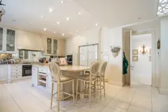 Villa Prasiolite in Bishopscourt – photo 5 thumbnail
