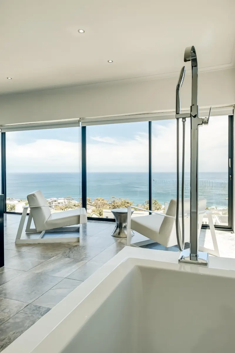 Sunset Views in Camps Bay – photo 31
