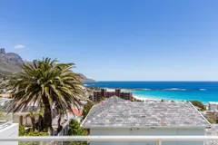Summer Place in Camps Bay – photo 2 thumbnail