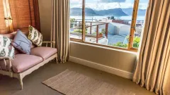 Grosvenor 8 Bedroom in Simon's Town – photo 15 thumbnail