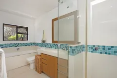 Villa Blair Road in Camps Bay – photo 1 thumbnail
