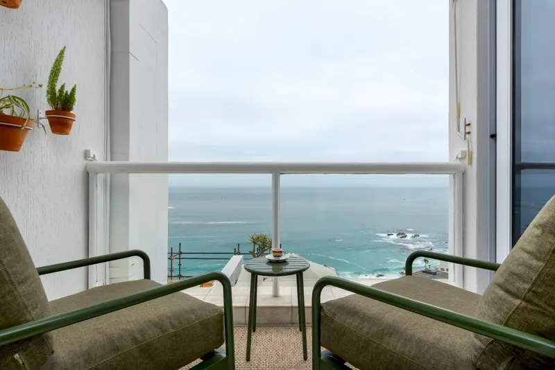 Clifton Escape in Clifton – photo 30
