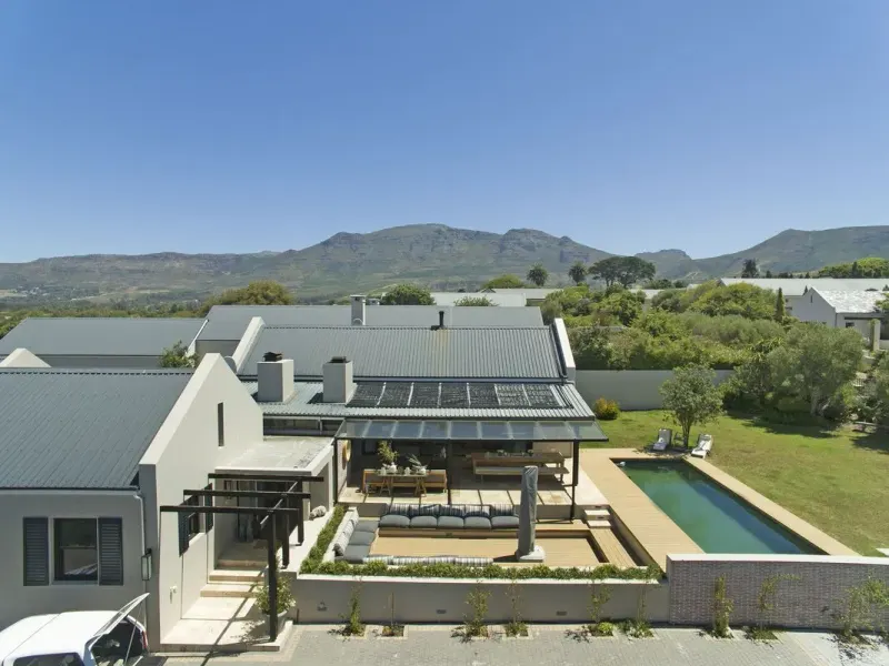 Constantia Modern Villa in Constantia – photo 16