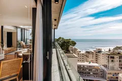Plush Penthouse in Sea Point – photo 47 thumbnail