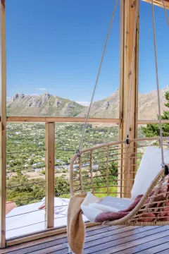 Mountain View Villa in Hout Bay – photo 8 thumbnail