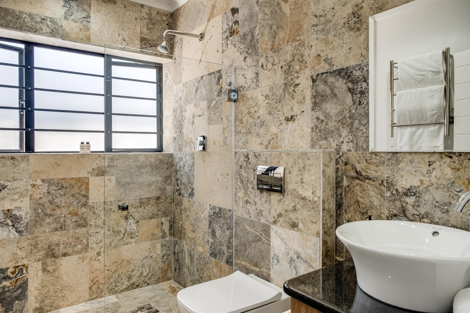 property_19e594be-0f75-44e7-a775-c19605e9e331_33