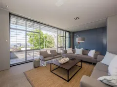 Loader Villa in Green Point – photo 18 thumbnail