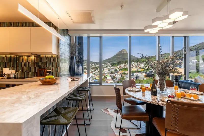 1509 on Strand in Cape Town City Centre – photo 5