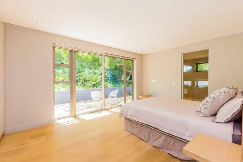 Villa Constantia in Bishopscourt – photo 45