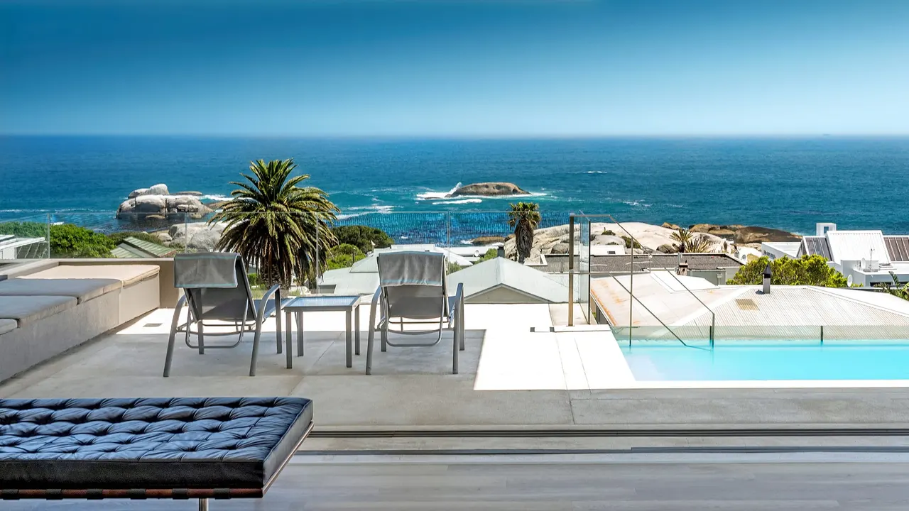 Blue Ocean Penthouse in Camps Bay
