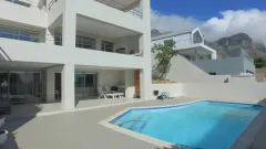 Camps Bay Upper Tree Villa in Camps Bay – photo 1 thumbnail