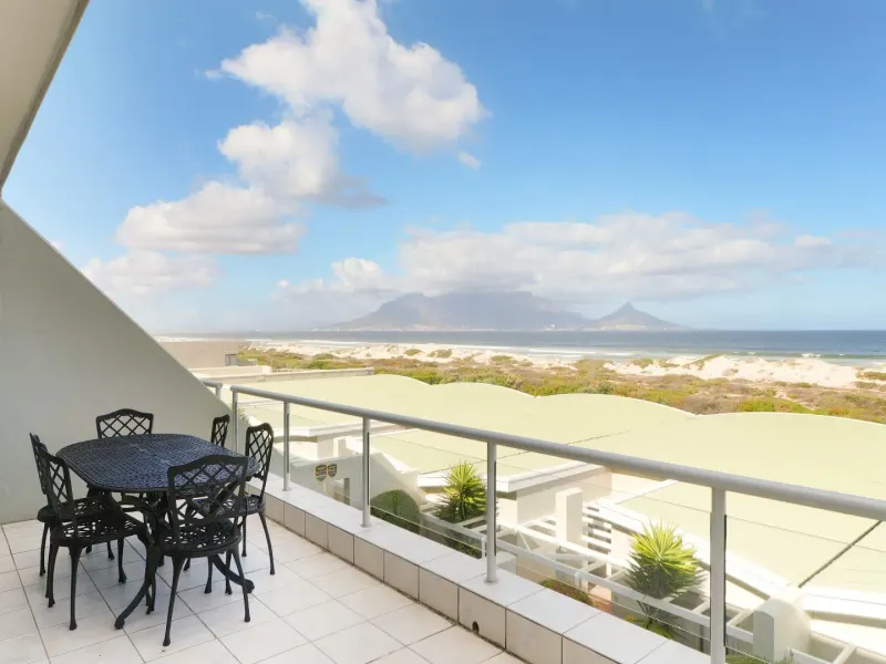 Dolphin Beach Beauty in Table View – photo 1