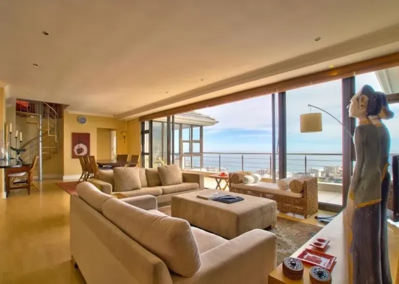 Bay Vista Views in Green Point – photo 10