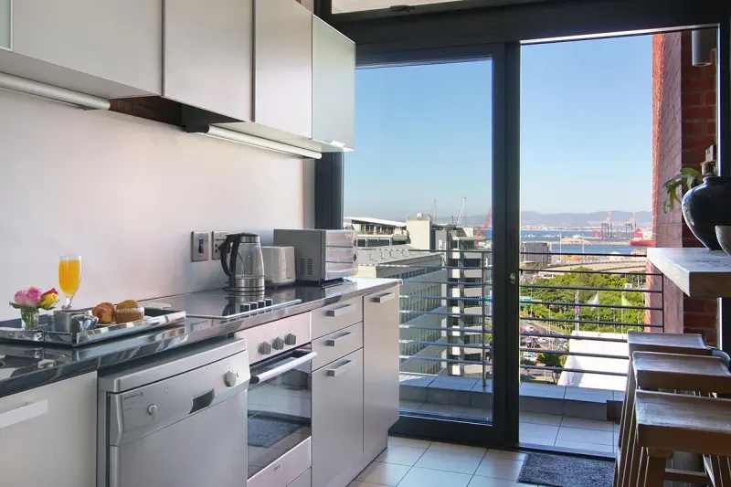 Metropolis Apartment in De Waterkant – photo 4