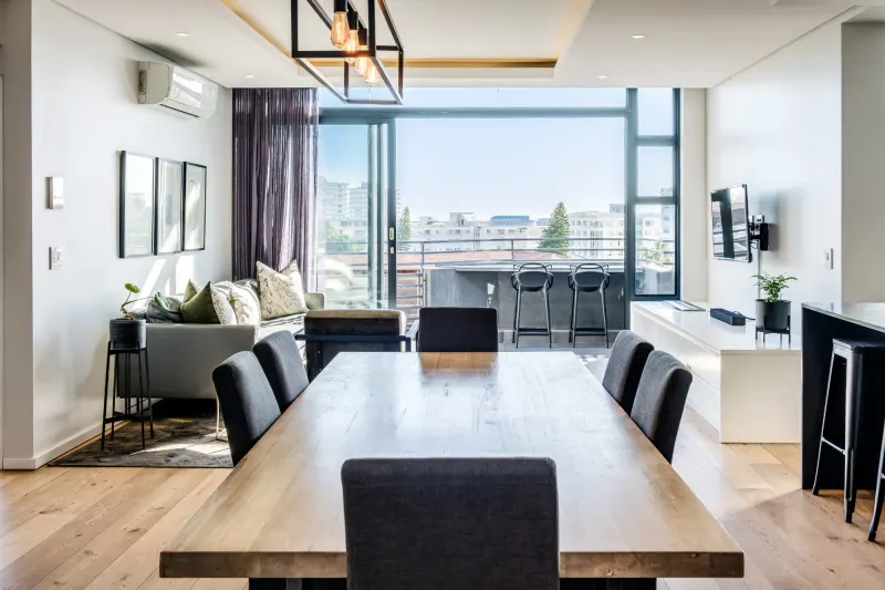 Penthouse on S in Three Anchor Bay – photo 40
