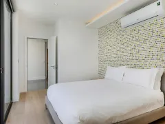 Solis 402 in Green Point – photo 2 thumbnail