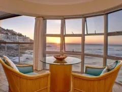 Bantry Views Apartment in Bantry Bay – photo 2 thumbnail