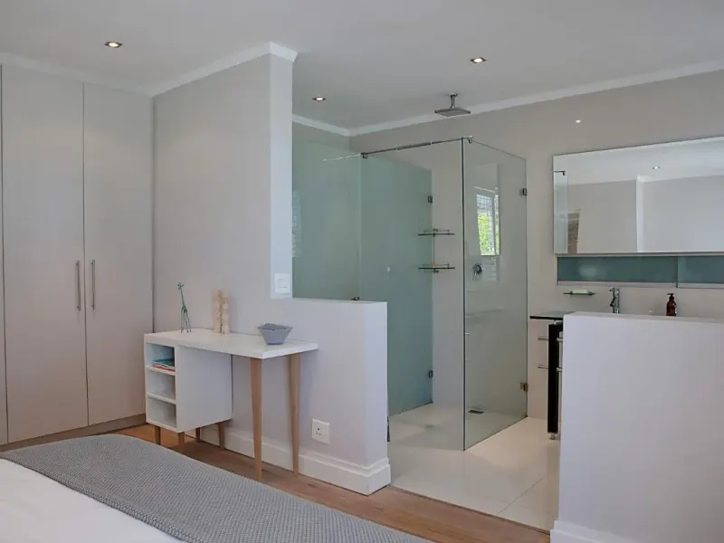 Camps Bay Sea Breeze in Camps Bay – photo 13