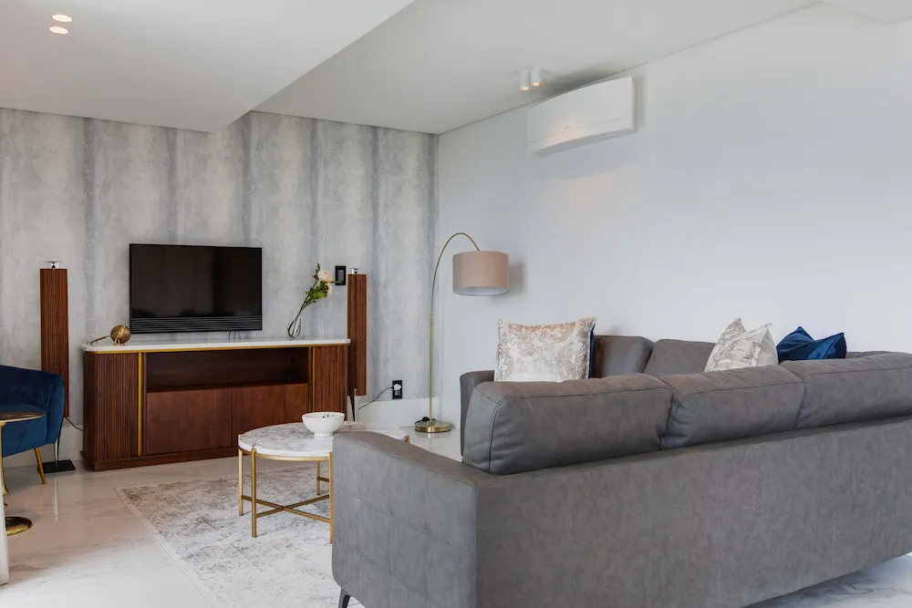 property_1bd98140-f82d-432d-ad96-ca3b75048a68_6