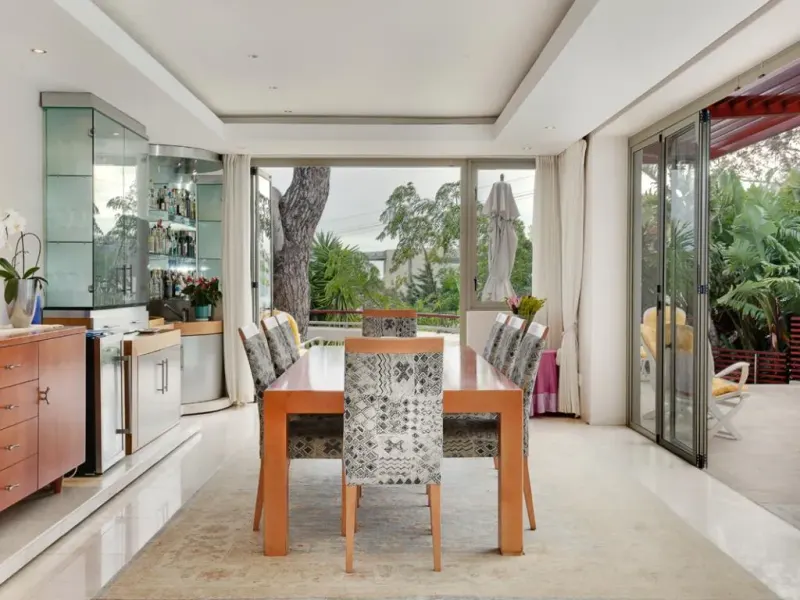 7 on 1st Crescent in Camps Bay – photo 7