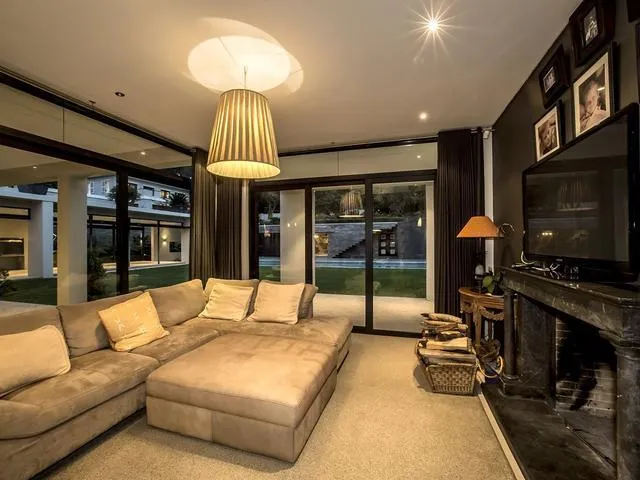 property_1bf5a56b-8923-4270-9578-51c0aaf2e9ac_6