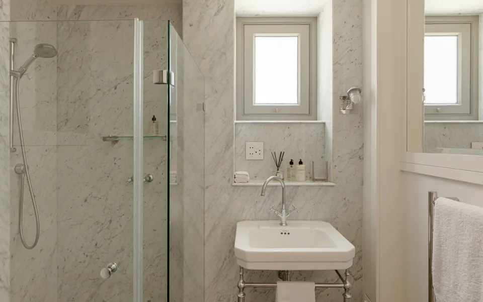 property_1bf8a0d1-3fa6-4293-8a8e-f839b7c5e8ab_14