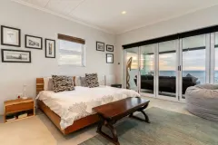 42 on Victoria - Camps Bay beach bungalow in Bakoven – photo 22 thumbnail