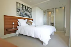 Lions View Main House in Camps Bay – photo 14 thumbnail