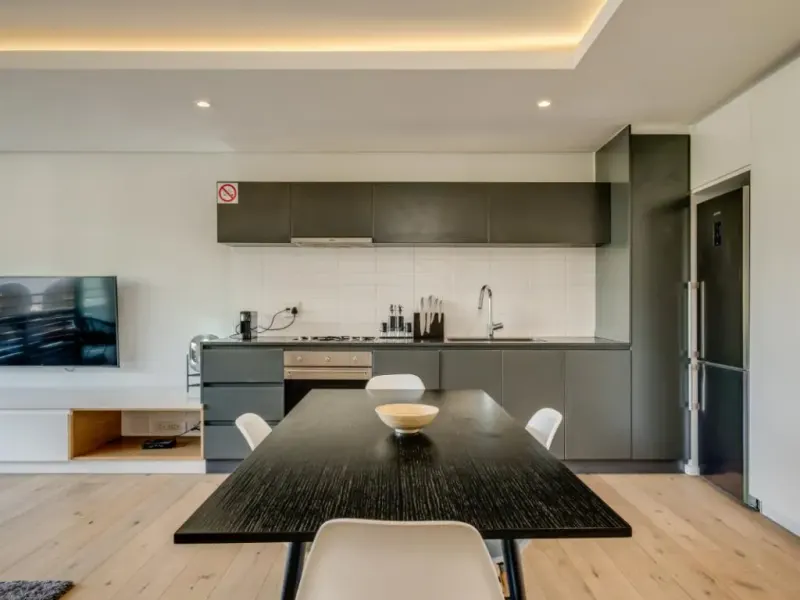 D on S Apartment in Three Anchor Bay – photo 9
