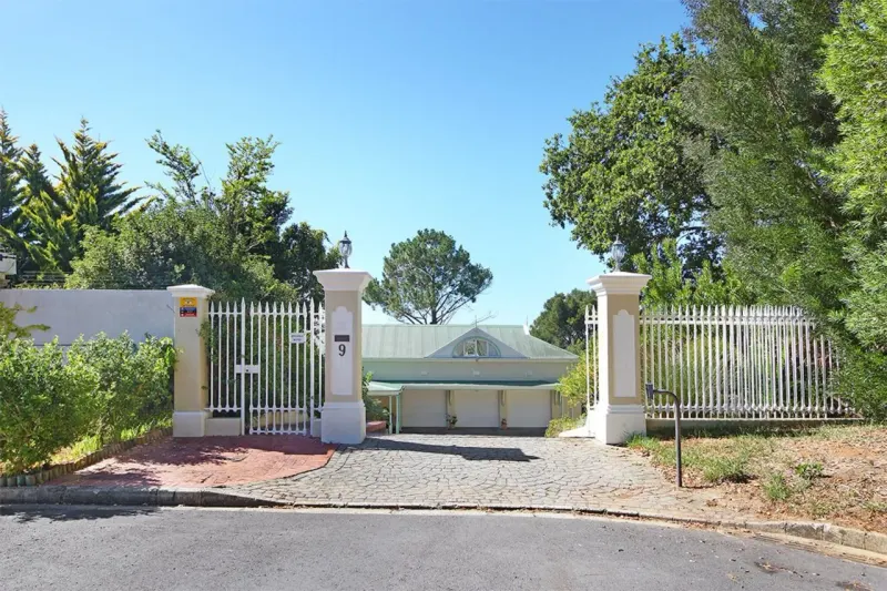 Constantia Outlook in Constantia Heights – photo 34
