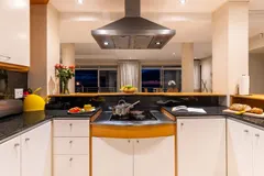 BALI SHORE APT (CB019C) in Camps Bay – photo 14 thumbnail