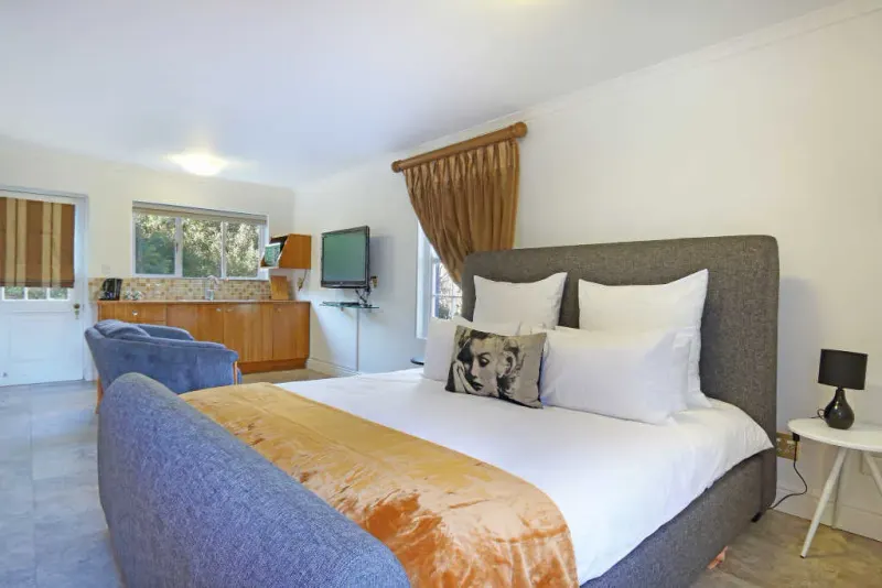 Alphens Edge Boutique Retreat in Alphen – photo 1