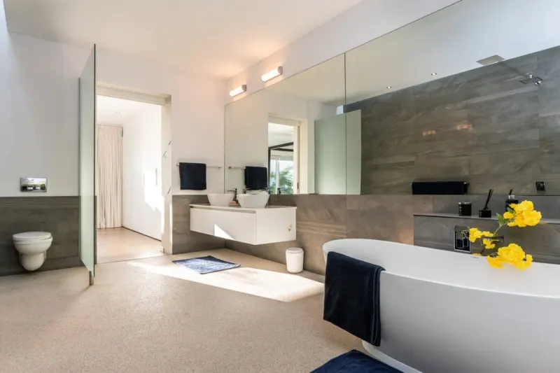 Camps Bay Penthouse in Bakoven – photo 10