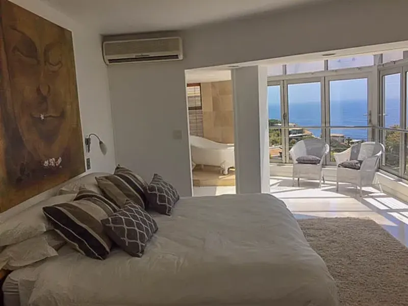De Wet Villa in Bantry Bay – photo 9