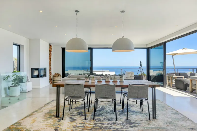 Ocean Air in Camps Bay – photo 7