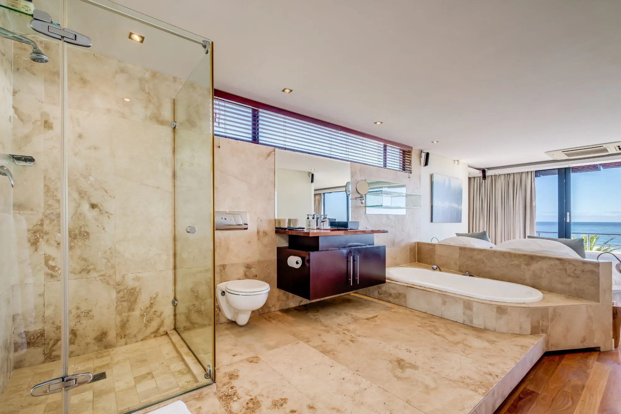 property_1d40b8ec-6f74-4273-b3bd-34e65b9bb4cf_33