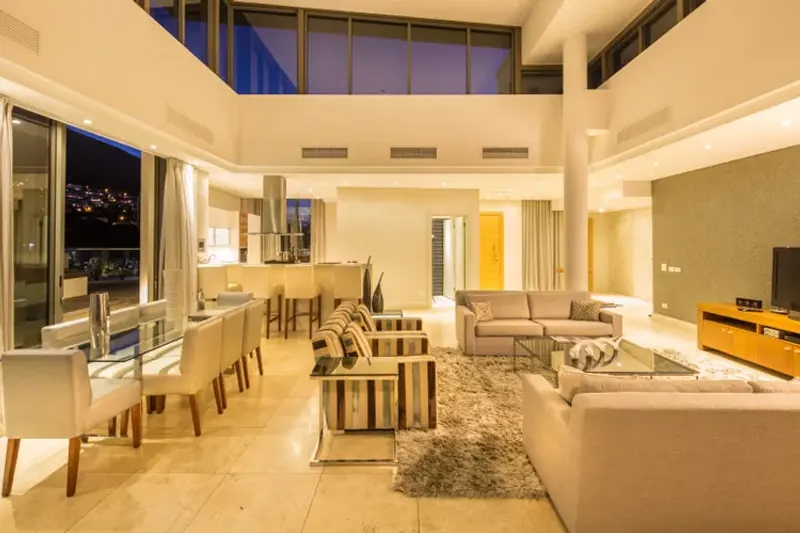 Lawhill Penthouse in V&A Waterfront – photo 20
