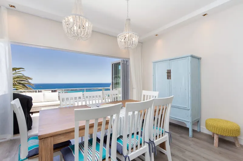 Summer Place in Camps Bay – photo 8