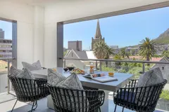 Danbury Apartment in Cape Town City Centre – photo 3 thumbnail