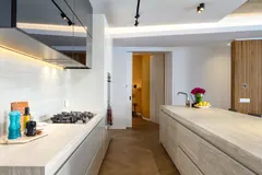 Arkham Villa in Fresnaye – photo 9 thumbnail