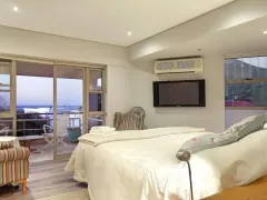 7 on First Crescent in Camps Bay – photo 17 thumbnail