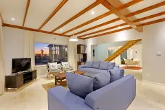Gull Road Villa in Bloubergstrand – photo 4 thumbnail