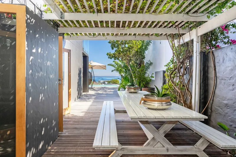 Jo Leo Villa in Camps Bay – photo 24
