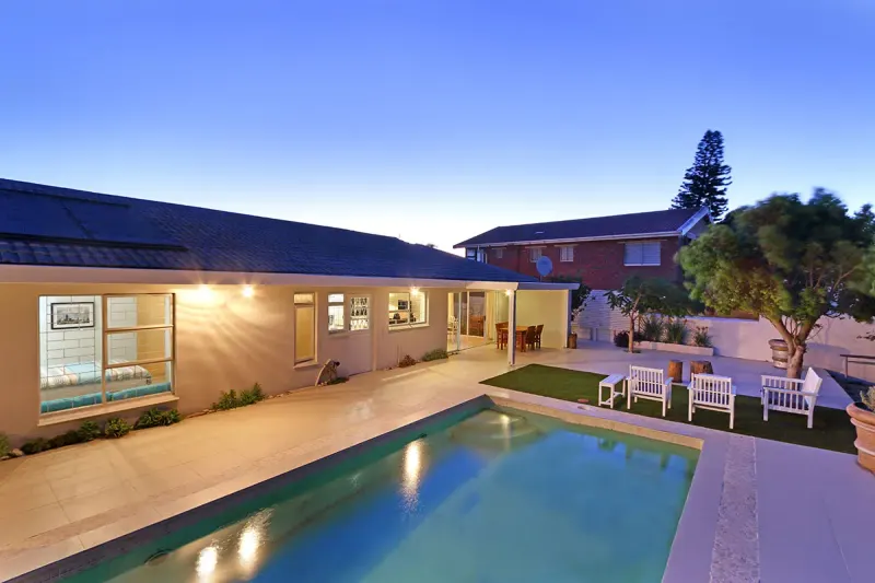 Pentz Drive Villa in Flamingo Vlei – photo 1
