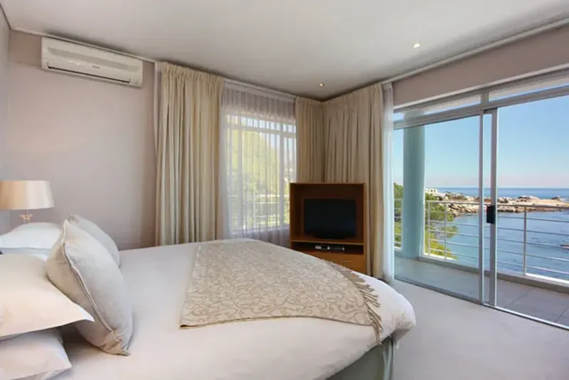 Paradiso Views in Camps Bay – photo 17